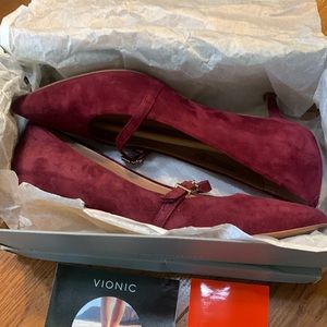 Women’s Vionic Wine Minnie Suede Pump - 8.5
